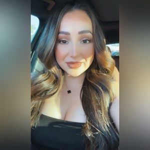 Meet your Posher, Gabby